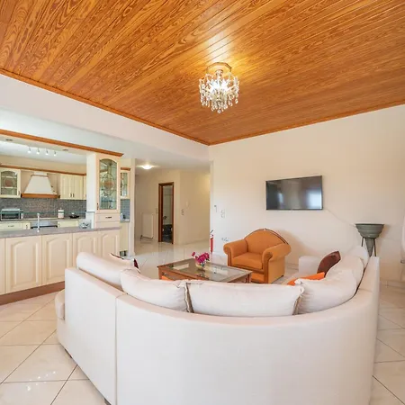 Dimitra's House Daire