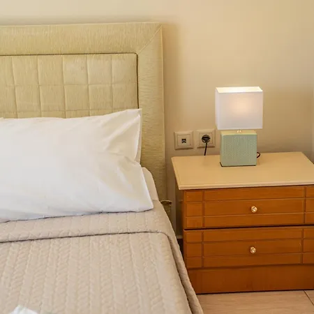 Dimitra's House Apartment
