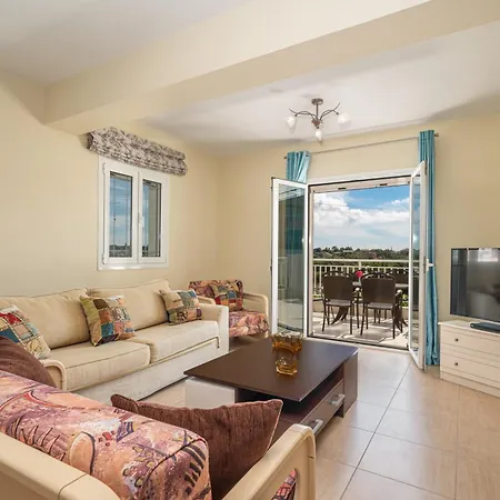 Appartement Dimitra's House